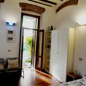 studio-apartment-vicolo-lavandai.italymilanhotels.net/