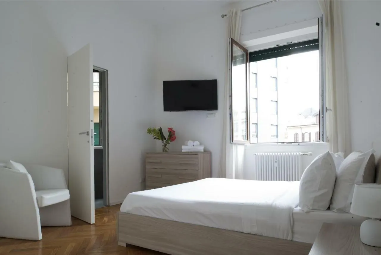 Exclusive 3 Bedrooms Apartment Near Duomo Milán