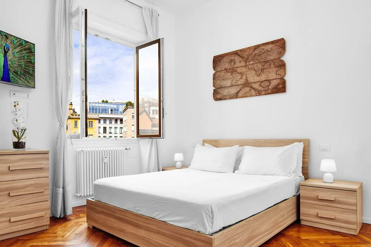Exclusive 3 Bedrooms Apartment Near Duomo Milán 0*,